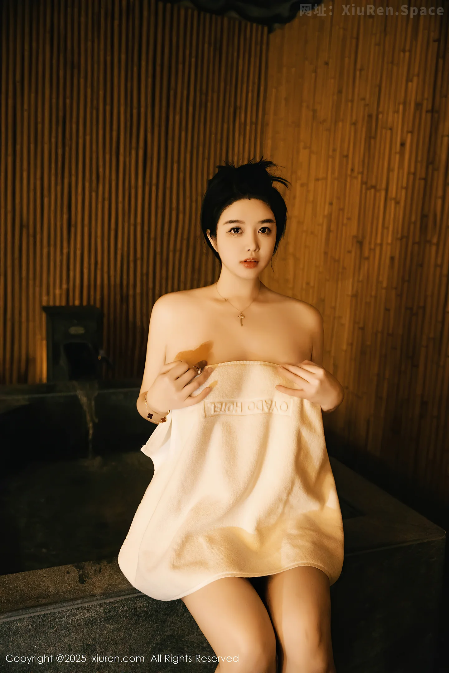 图片[4]-[XiuRen秀人网] VOL.10091 模特林若凡F温泉主题性感白色浴巾半撩秀丰腴身材惹火诱惑写真37P-秀人网官方网站